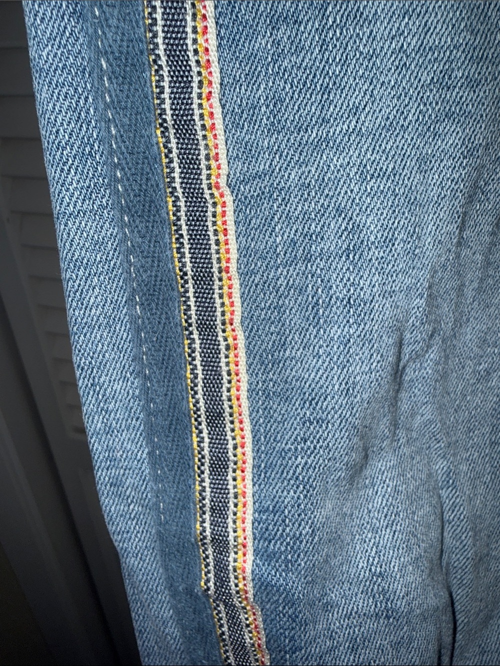 Slim Fit Distressed Women's Jeans with Side Stripe - Blue - Picture 3 of 4